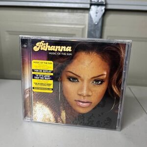 Rihanna Music of the Sun CD